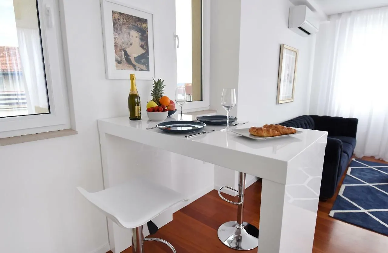 Penthouse Niko Apartment Zadar 0*,